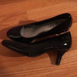 Lifestride Soft System Black Heel